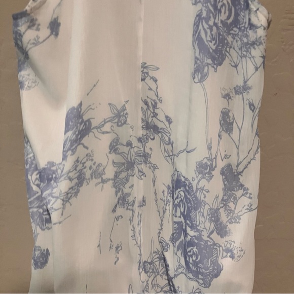 Vero Moda White and Blue Floral Sleeveless Boho Victorian Tank Blouse Size Large - Picture 12 of 14